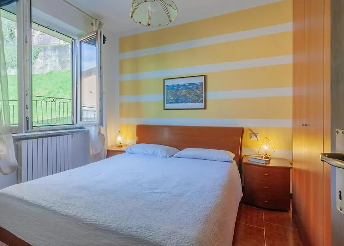 Candy House ורנה